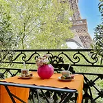 Eiffel Tower View Gem With Ac