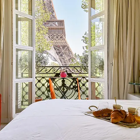 Eiffel Tower View Gem With Ac Apartment *